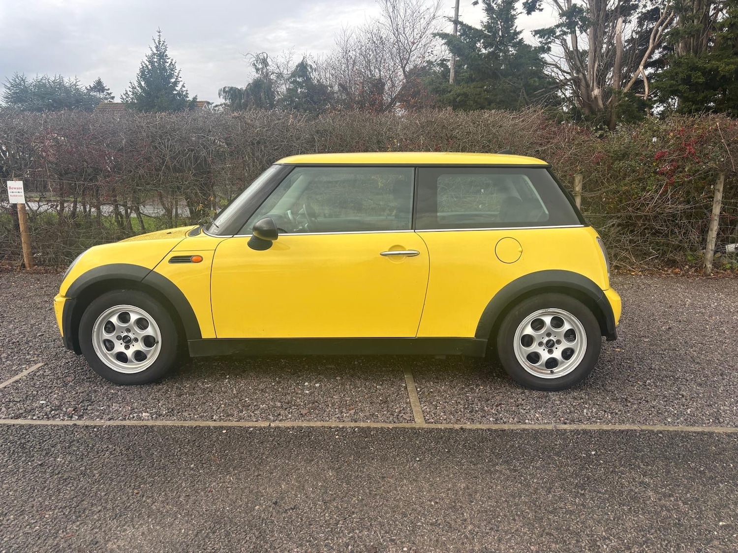 Used MINI Hatch 2005 for sale - 76864203: Photo 2