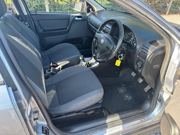 Used Vauxhall Astra 2005 for sale - 77716540: Photo