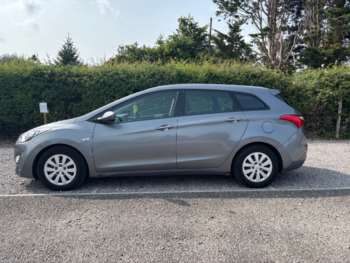 2014 (64) - 1.6 CRDi Blue Drive Active 5dr
