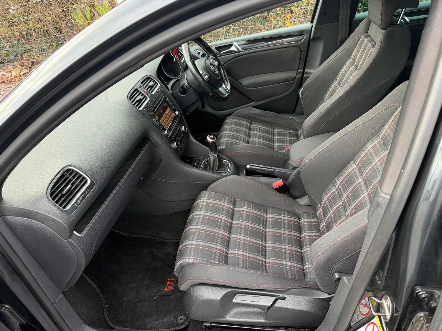 Used Volkswagen Golf 2010 for sale - 76906142: Photo 4