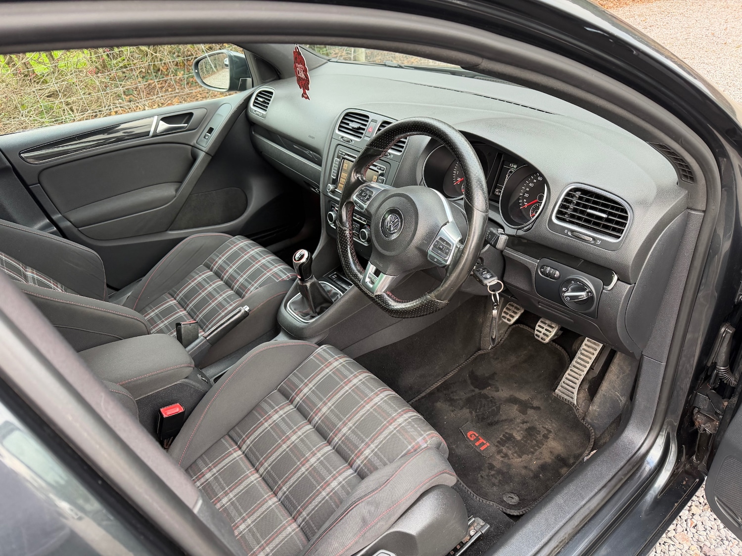 Used Volkswagen Golf 2010 for sale - 76906142: Photo 9