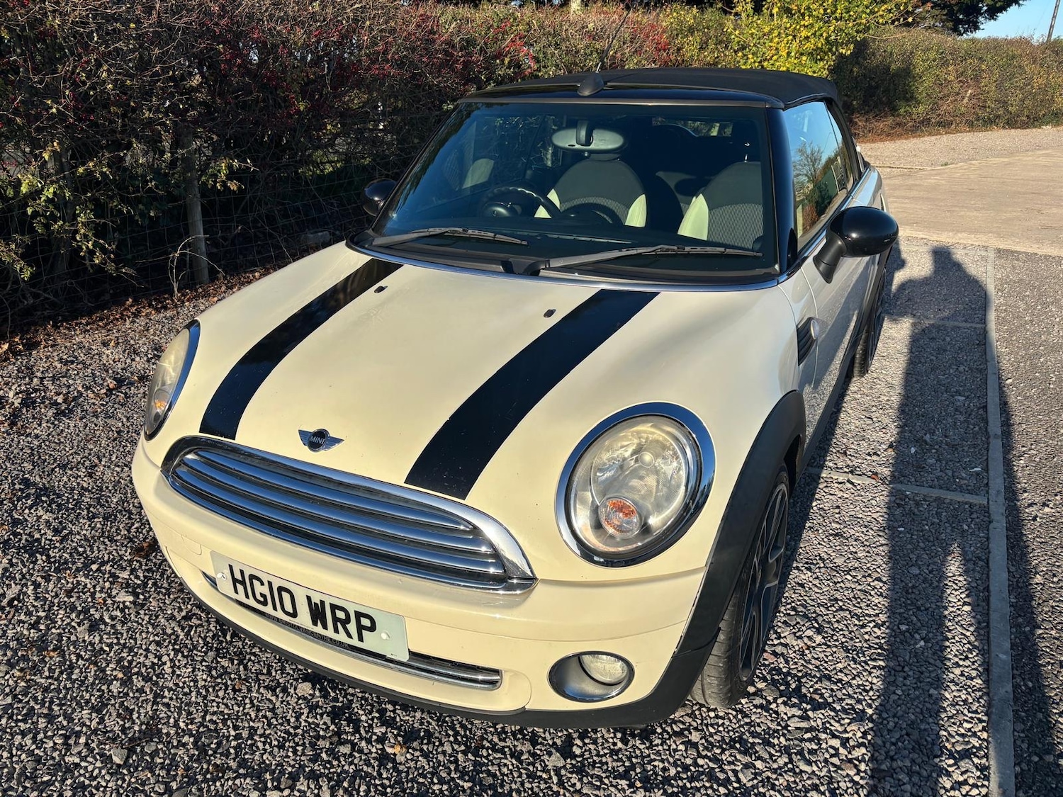 Used MINI Convertible 2010 for sale - 76603244: Photo 1