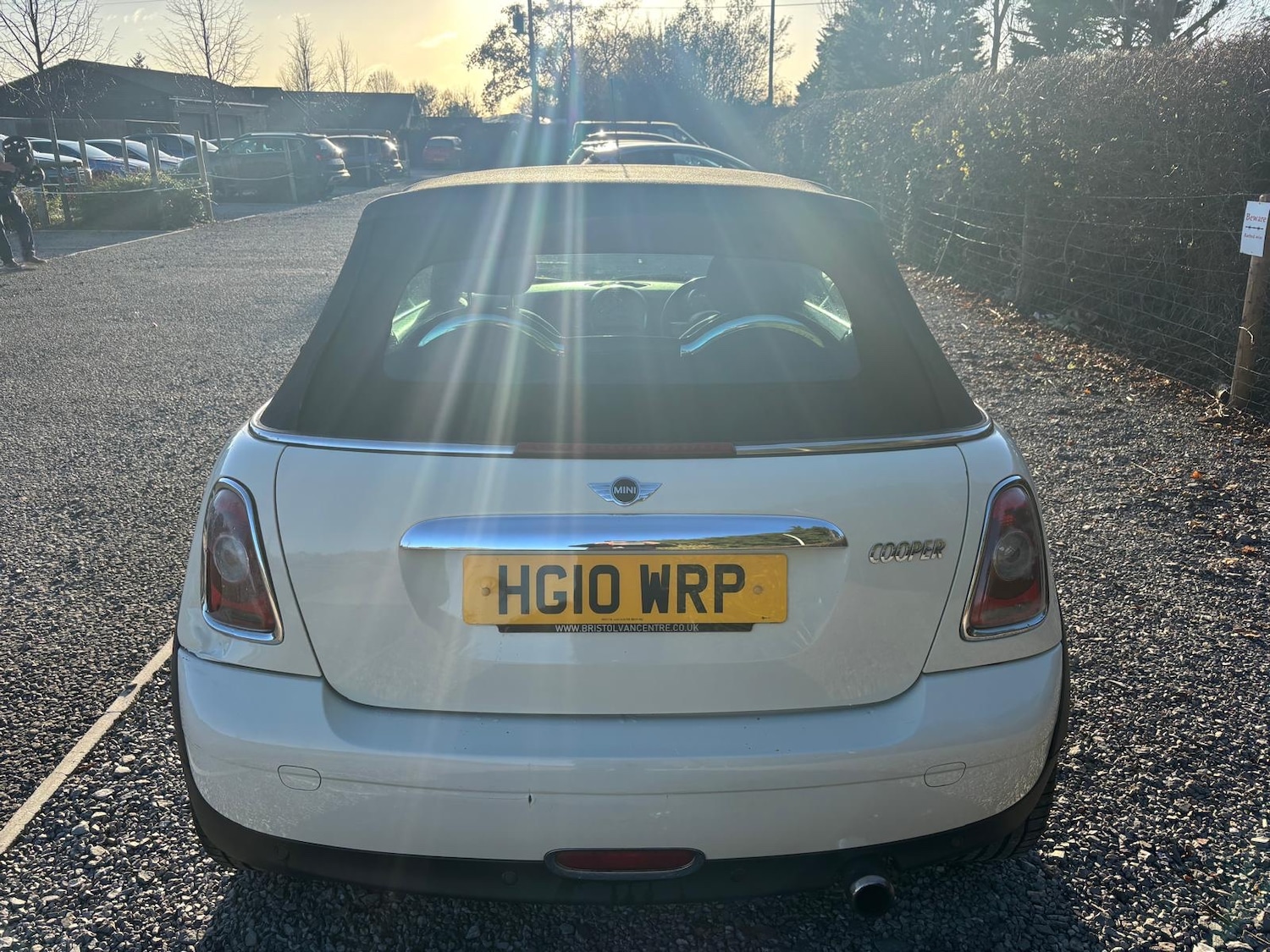 Used MINI Convertible 2010 for sale - 76603244: Photo 4