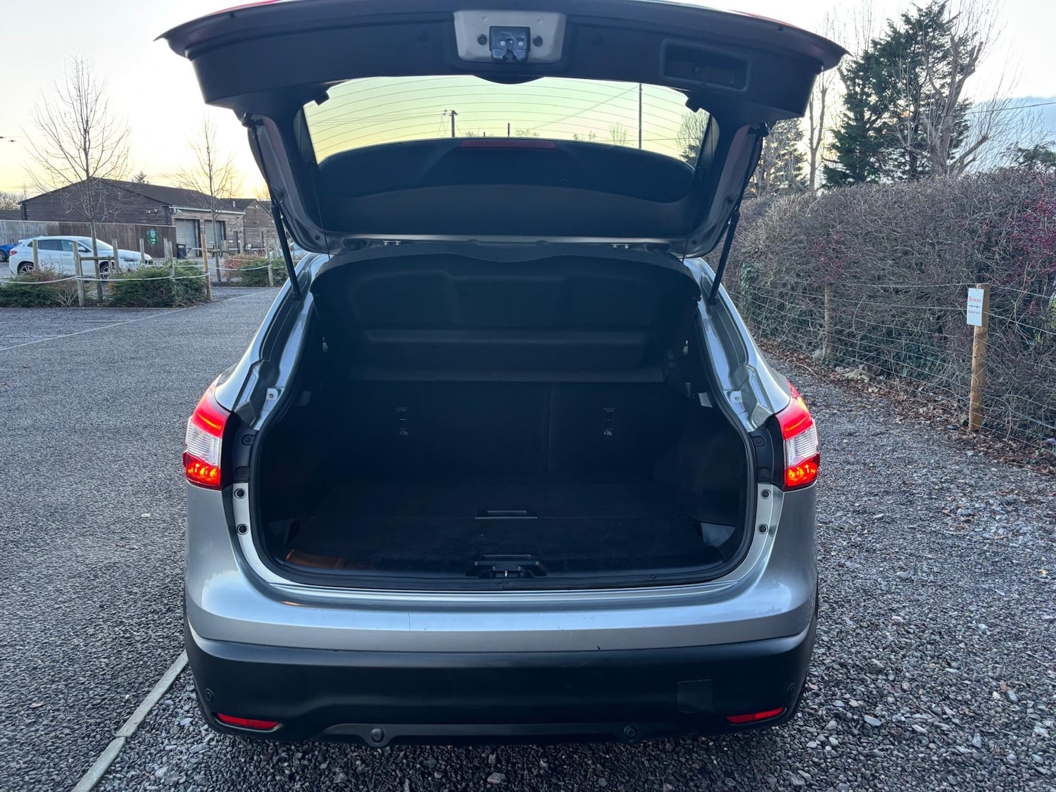 Used Nissan Qashqai 2014 for sale - 76845088: Photo 14