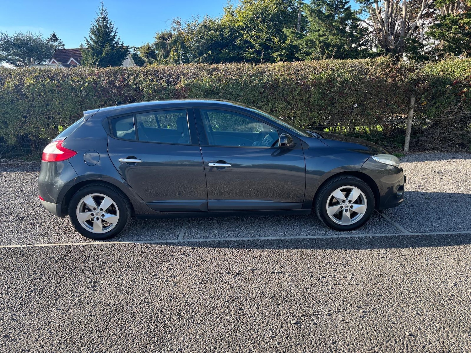 Used Renault Megane 2011 for sale - 76209184: Photo 10