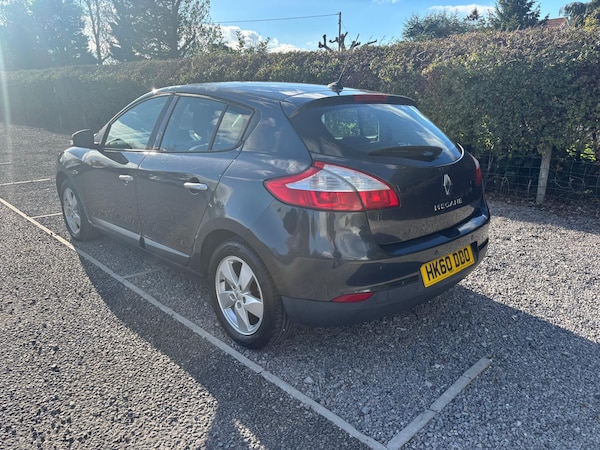 Used Renault Megane 2011 for sale - 76209184: Photo 4