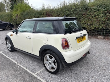 Used MINI Hatch 2010 for sale - 75894622: Photo