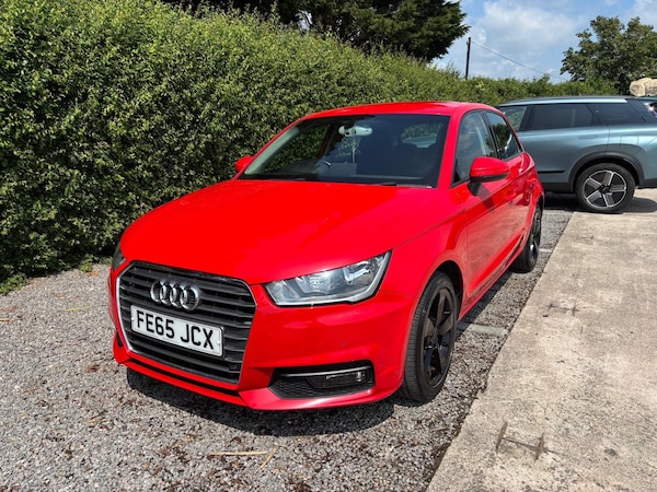 Used Audi A1 2015 for sale - 74724044: Photo 2