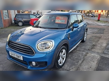 Used MINI Countryman 2017 for sale - 75875218: Photo
