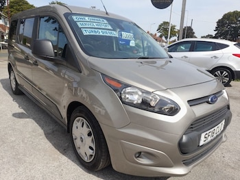 Used Ford Grand Tourneo Connect 2018 for sale - 75572877: Photo