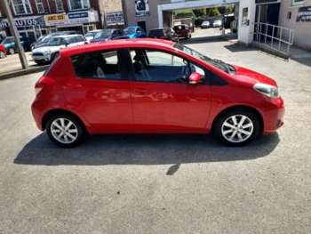 Used Toyota Yaris 2013 for sale - 75098331: Photo