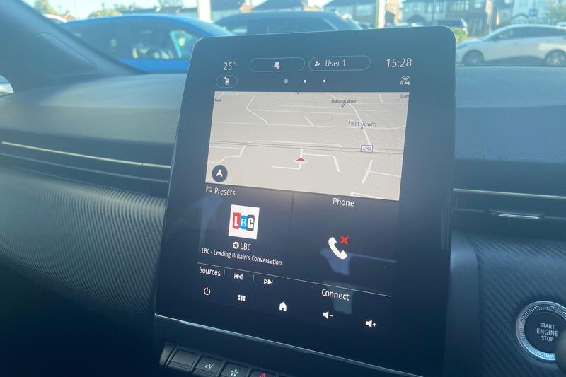 Used Renault Clio 2023 for sale - 76190551: Photo 17