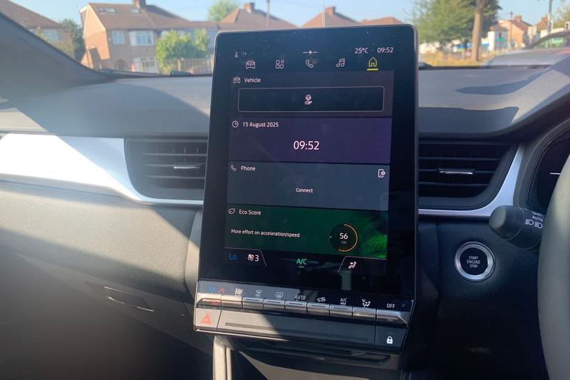 Used Renault Captur 2025 for sale - 77951182: Photo 17