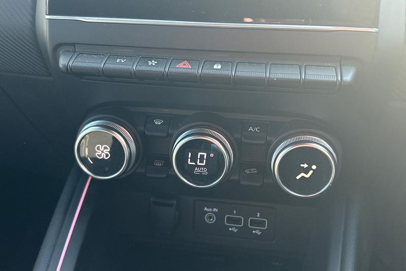 Used Renault Clio 2023 for sale - 76139558: Photo 15