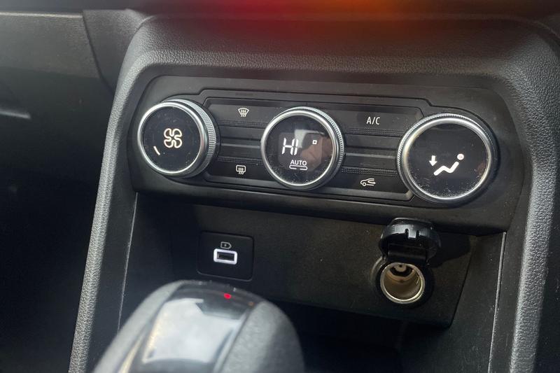 Used Dacia Sandero Stepway 2023 for sale - 77647459: Photo 15