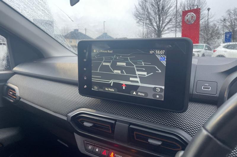 Used Dacia Sandero Stepway 2023 for sale - 77647459: Photo 18