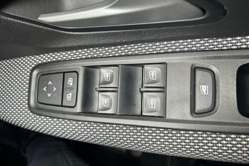 Used Dacia Sandero Stepway 2023 for sale - 75982527: Photo 16