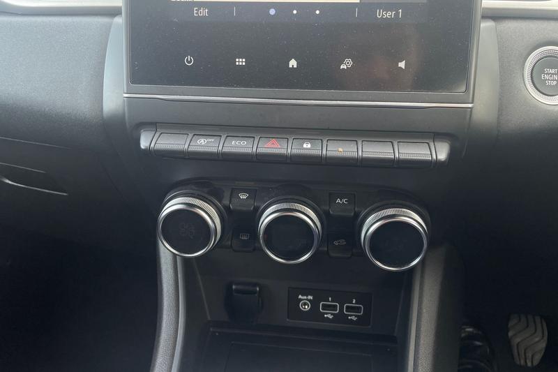 Used Renault Captur 2022 for sale - 76467582: Photo 15