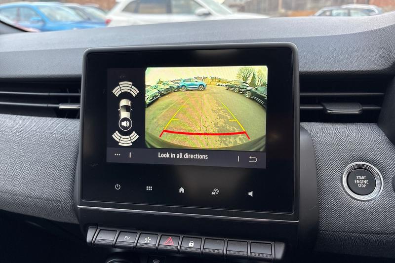 Used Renault Clio 2024 for sale - 77372419: Photo 19