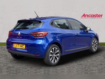Used Renault Clio 2021 for sale - 75632715: Photo