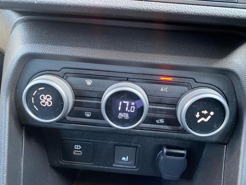 Used Dacia Sandero Stepway 2024 for sale - 77975915: Photo 15