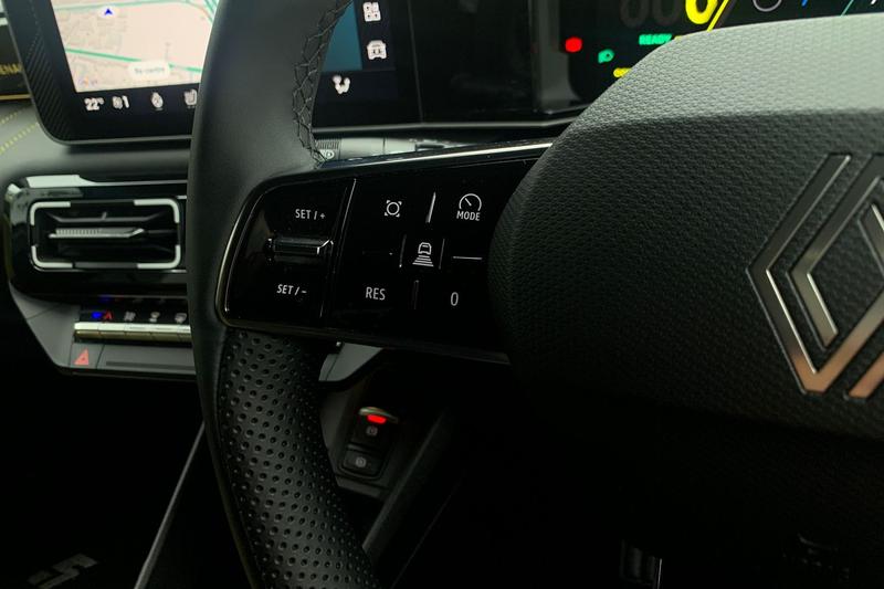 Used Renault 5 2025 for sale - 76452896: Photo 21