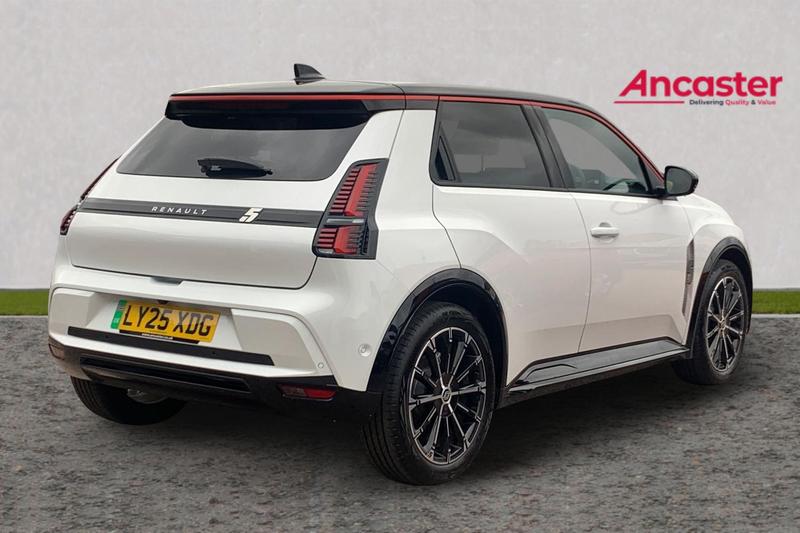 Used Renault 5 2025 for sale - 76452896: Photo 3