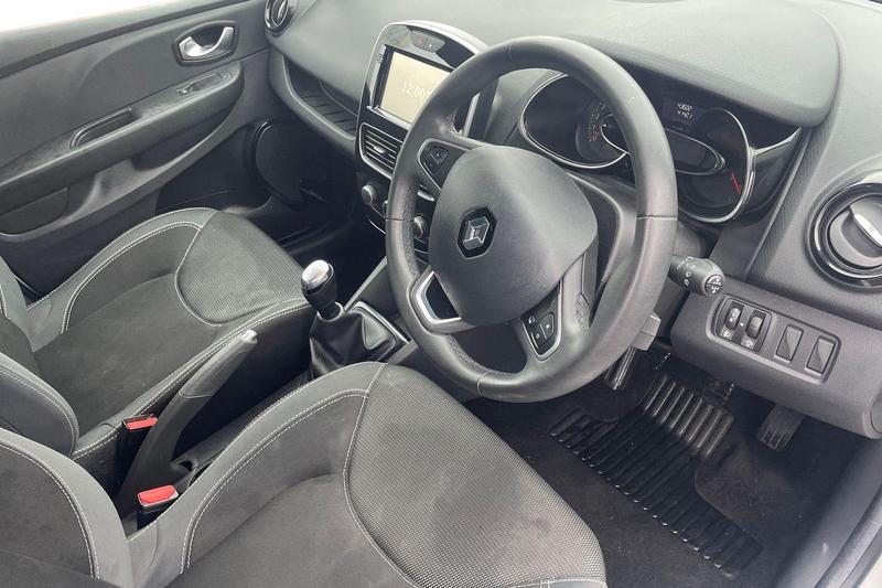 Used Renault Clio 2017 for sale - 77186930: Photo 10