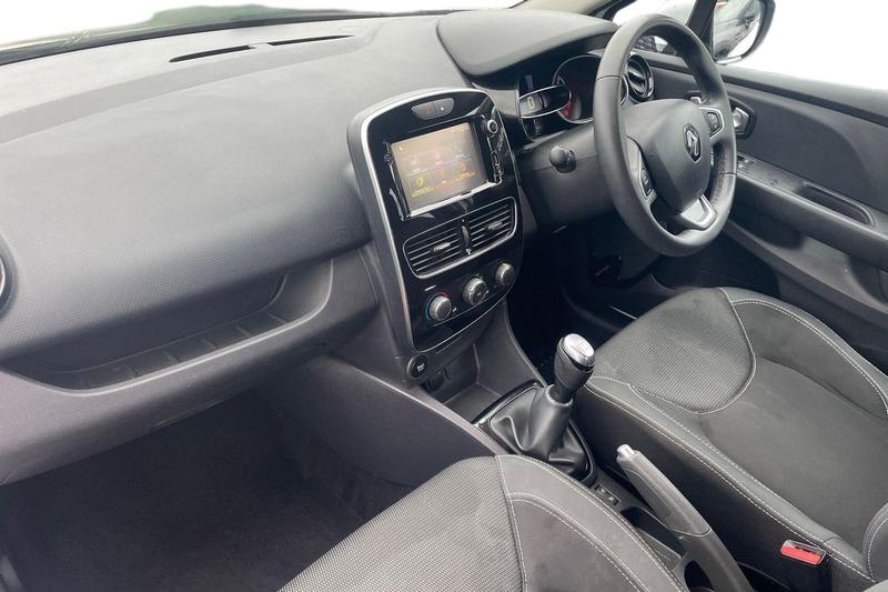 Used Renault Clio 2017 for sale - 77186930: Photo 13