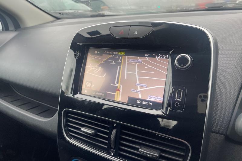 Used Renault Clio 2017 for sale - 77186930: Photo 18