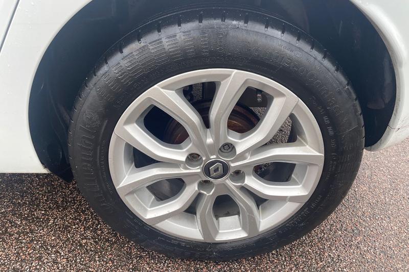 Used Renault Clio 2017 for sale - 77186930: Photo 9