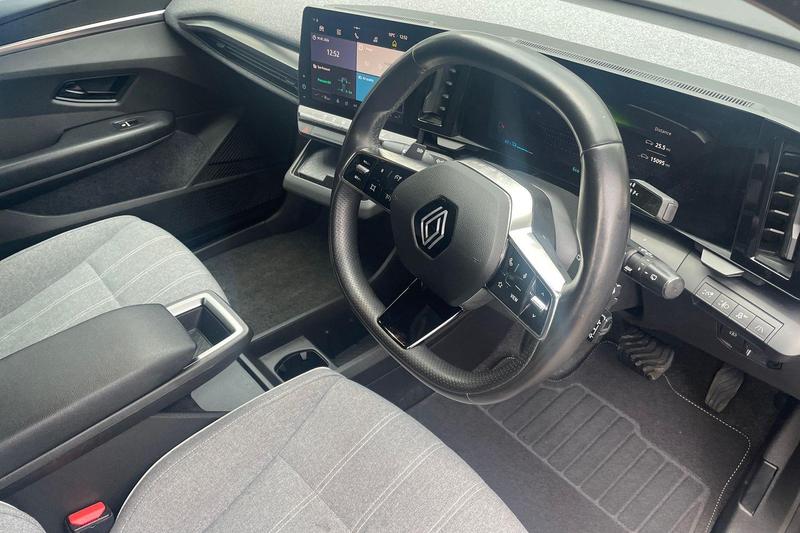 Used Renault Megane E Tech 2022 for sale - 77248755: Photo 10