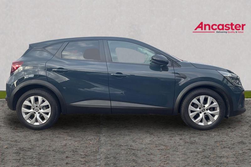 Used Renault Captur 2022 for sale - 77071481: Photo 2