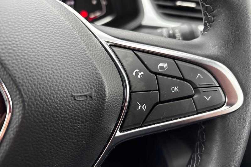 Used Renault Captur 2023 for sale - 77819728: Photo 22