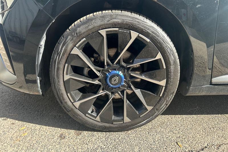 Used Renault Clio 2024 for sale - 76209396: Photo 9