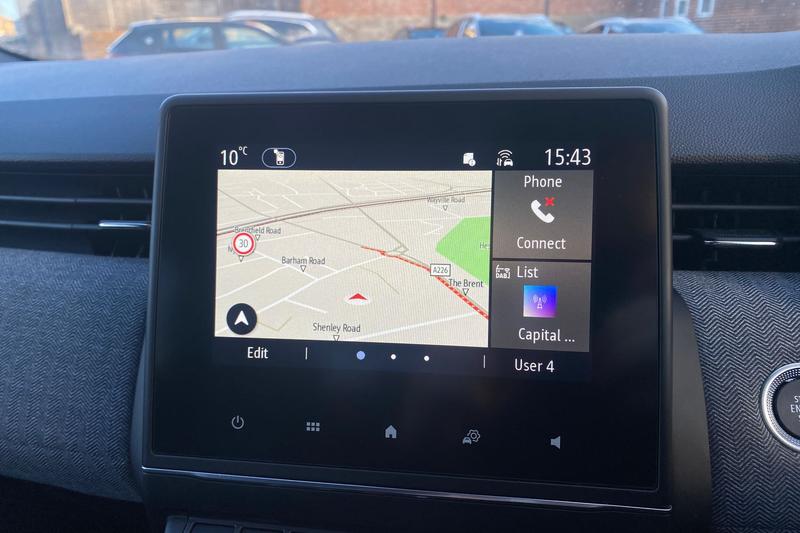 Used Renault Clio 2024 for sale - 77359823: Photo 17