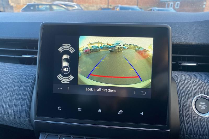 Used Renault Clio 2024 for sale - 77359823: Photo 19