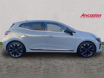 Used Renault Clio 2024 for sale - 77359823: Photo