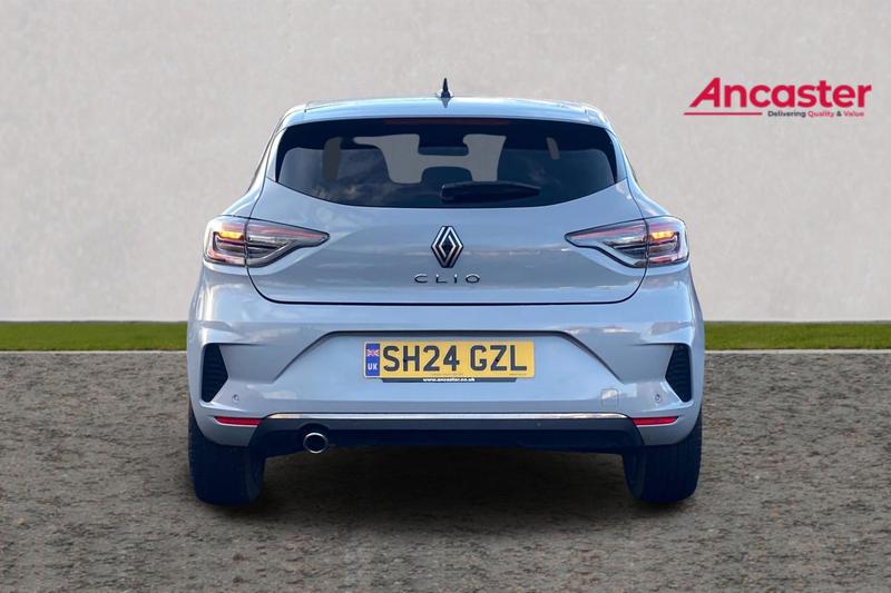 Used Renault Clio 2024 for sale - 77359823: Photo 4