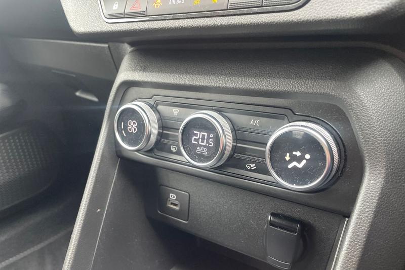 Used Dacia Sandero Stepway 2022 for sale - 77746834: Photo 15