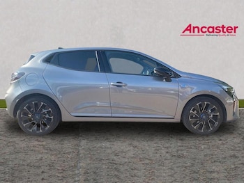 Used Renault Clio 2024 for sale - 78963776: Photo