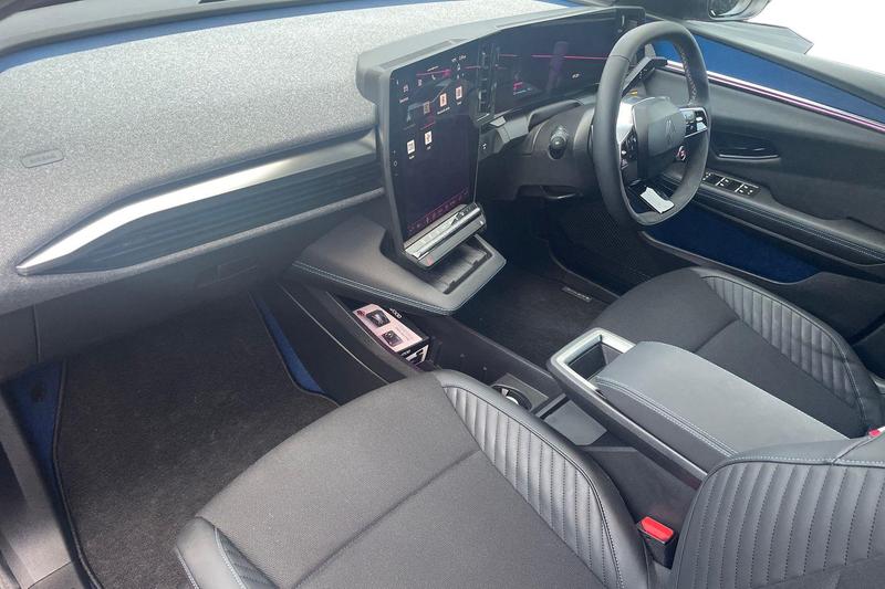 Used Renault Scenic E-Tech 2025 for sale - 76949179: Photo 13