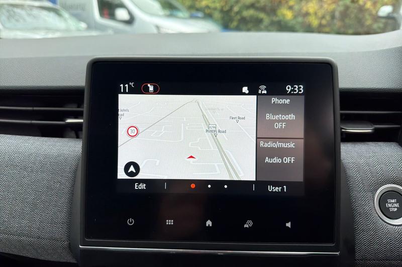 Used Renault Clio 2025 for sale - 76722835: Photo 18