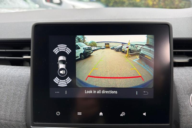 Used Renault Clio 2025 for sale - 76722835: Photo 19