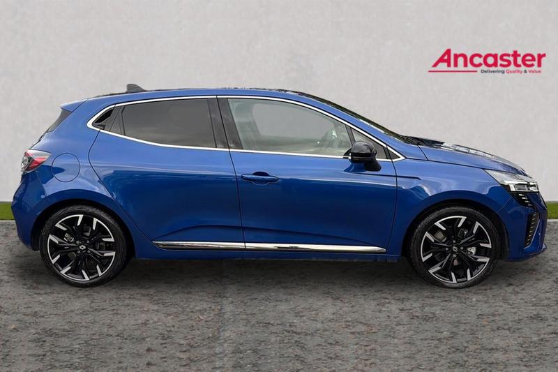 Used Renault Clio 2025 for sale - 76722835: Photo 2