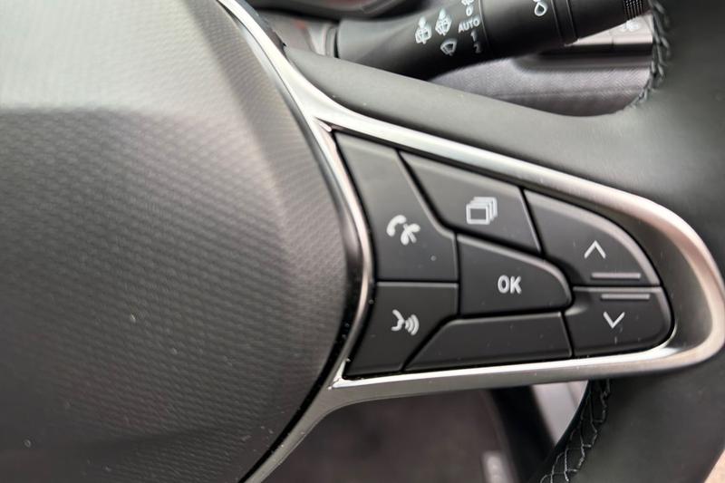 Used Renault Clio 2025 for sale - 76722835: Photo 22