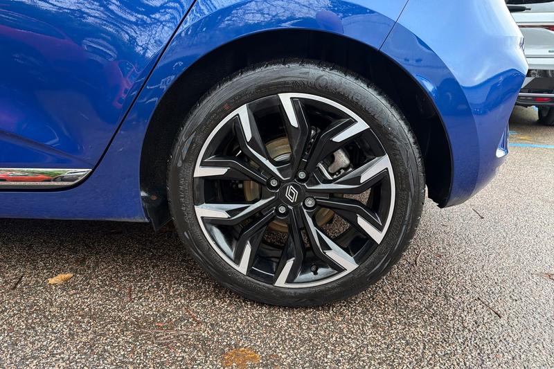 Used Renault Clio 2025 for sale - 76722835: Photo 9