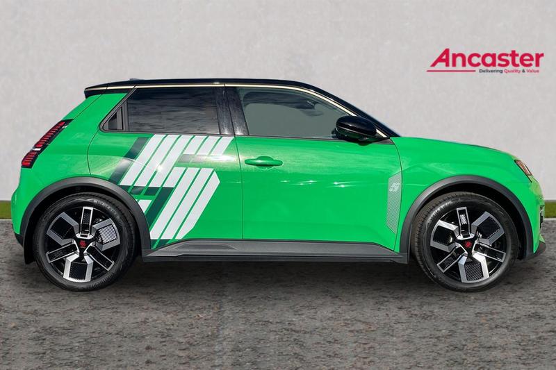 Used Renault 5 2025 for sale - 76394203: Photo 2