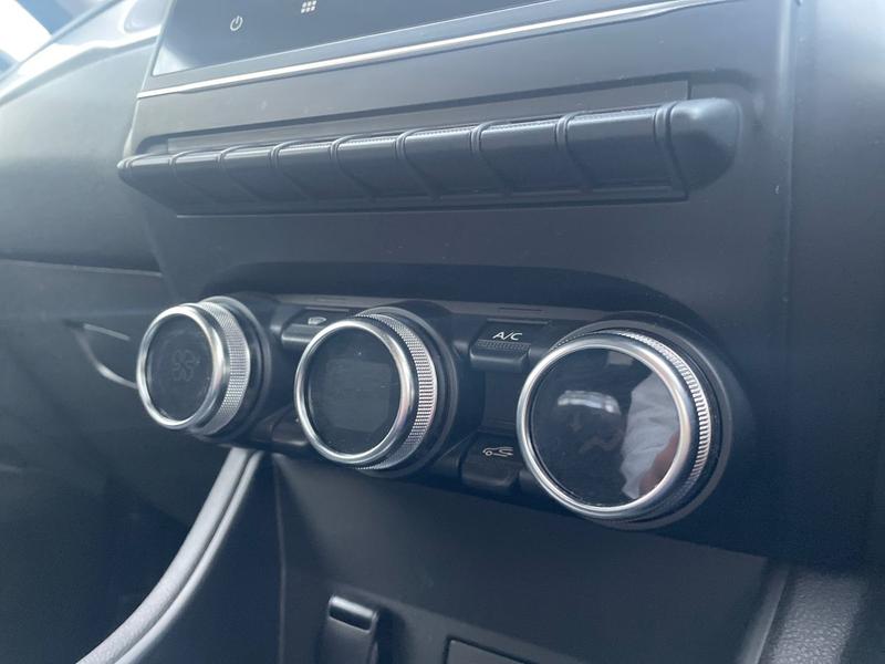 Used Renault Captur 2022 for sale - 77971234: Photo 15