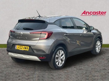 Used Renault Captur 2022 for sale - 77971234: Photo